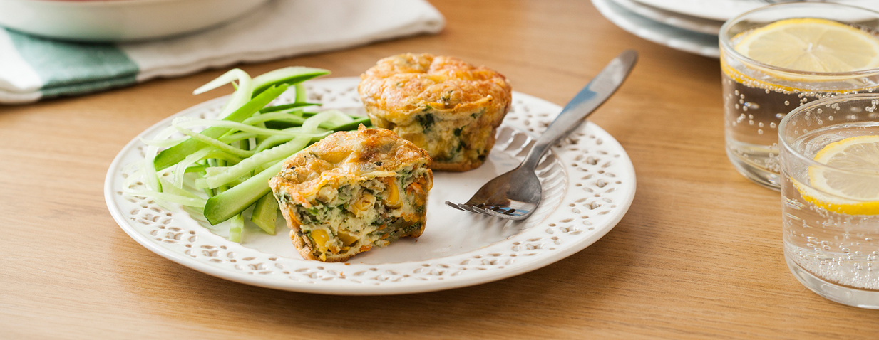 מיני פריטטות עם תרד, גזר ותירס