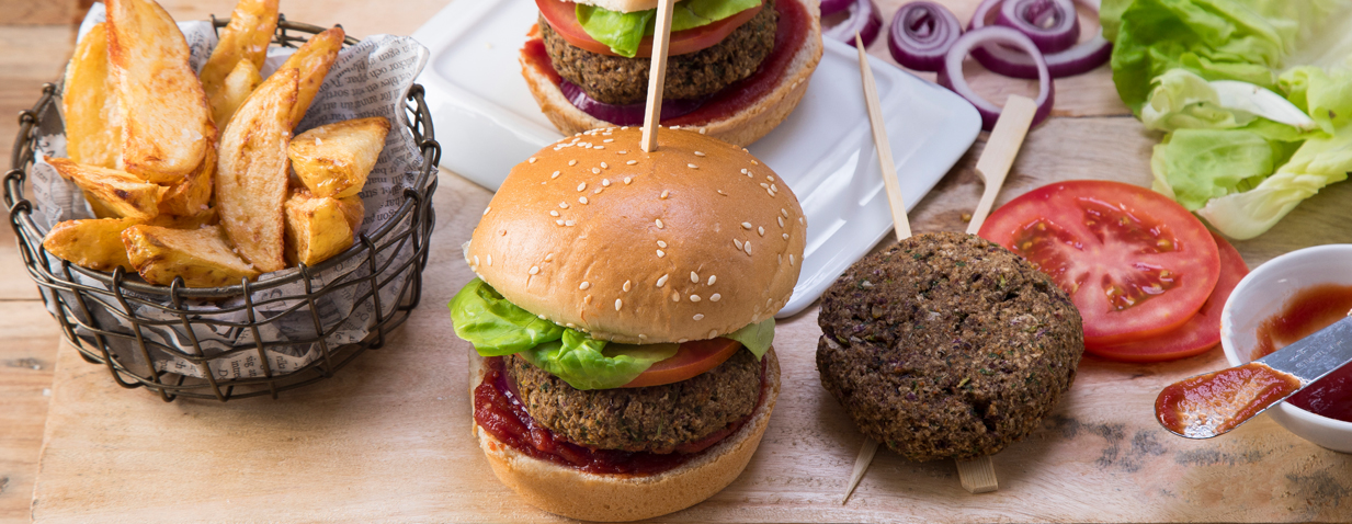 המבורגר שעועית אדומה ופטריות