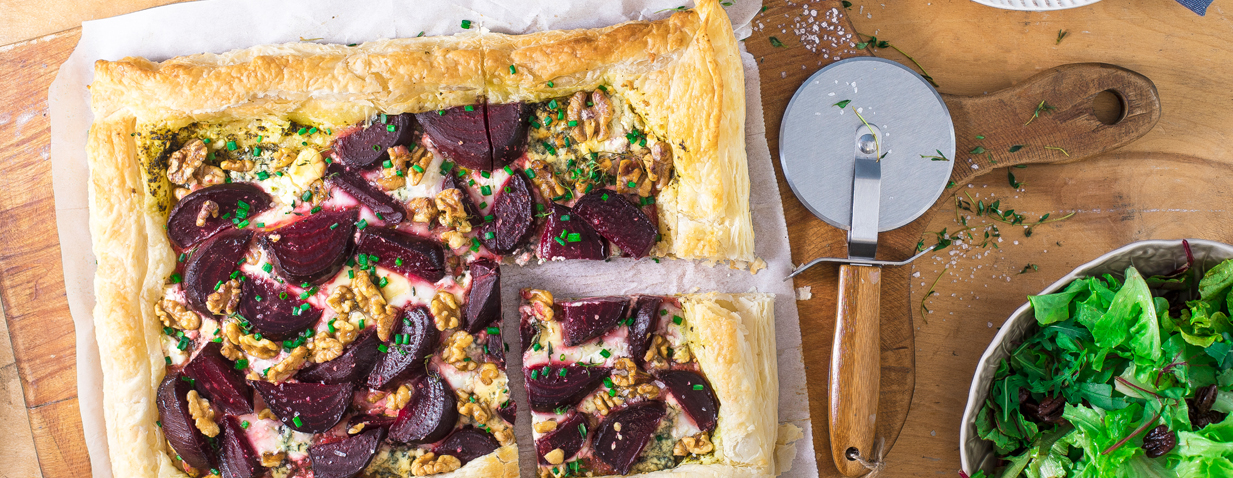 טארט סלק וגבינות מבצק עלים